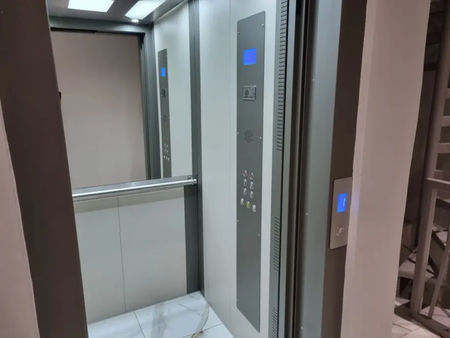 Wheelchair-accessible mirrored elevator